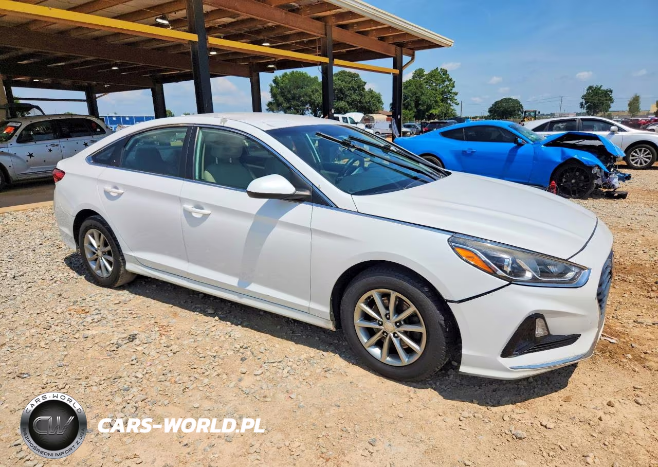 2019 Hyundai Sonata Se VIN:5NPE24AF8KH738774 - 4