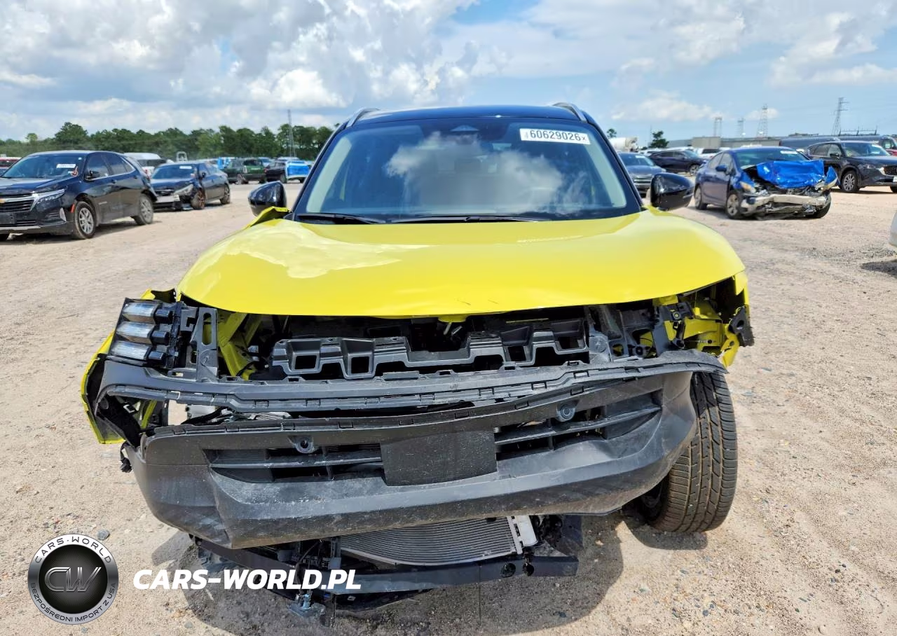 2025 Nissan Kicks Sr VIN:3N8AP6DC6SL364800 - 5