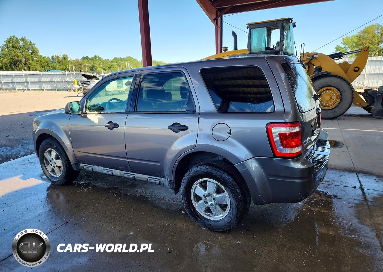 2010 Ford Escape Xls VIN:1FMCU0C70AKC82958 - 2