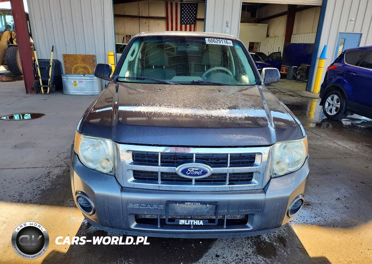 2010 Ford Escape Xls VIN:1FMCU0C70AKC82958 - 5