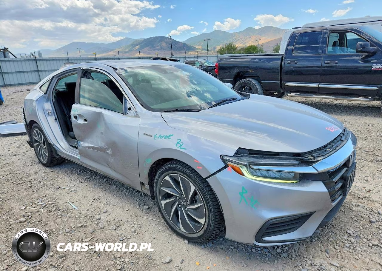 2019 Honda Insight Touring VIN:19XZE4F99KE029609 - 4