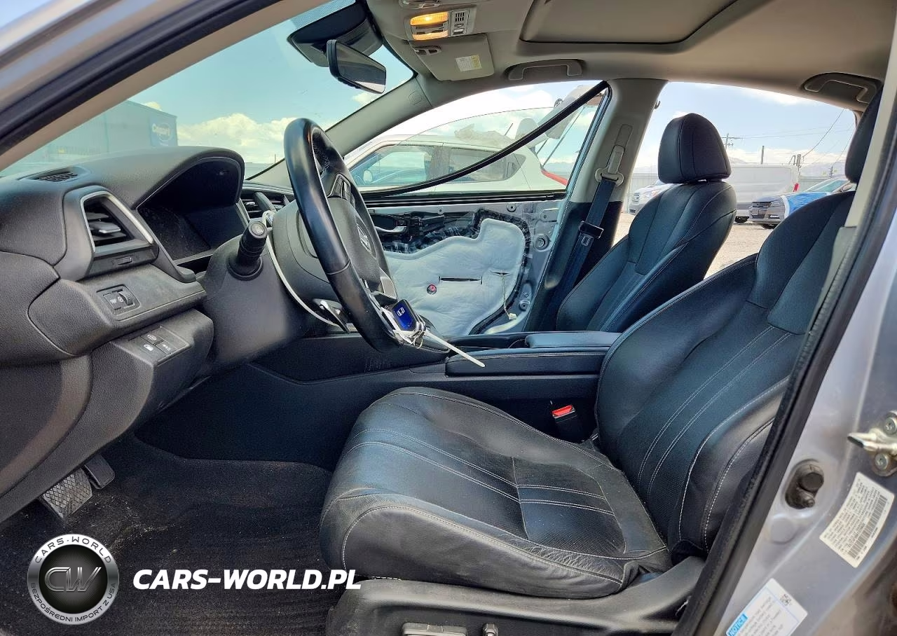 2019 Honda Insight Touring VIN:19XZE4F99KE029609 - 7