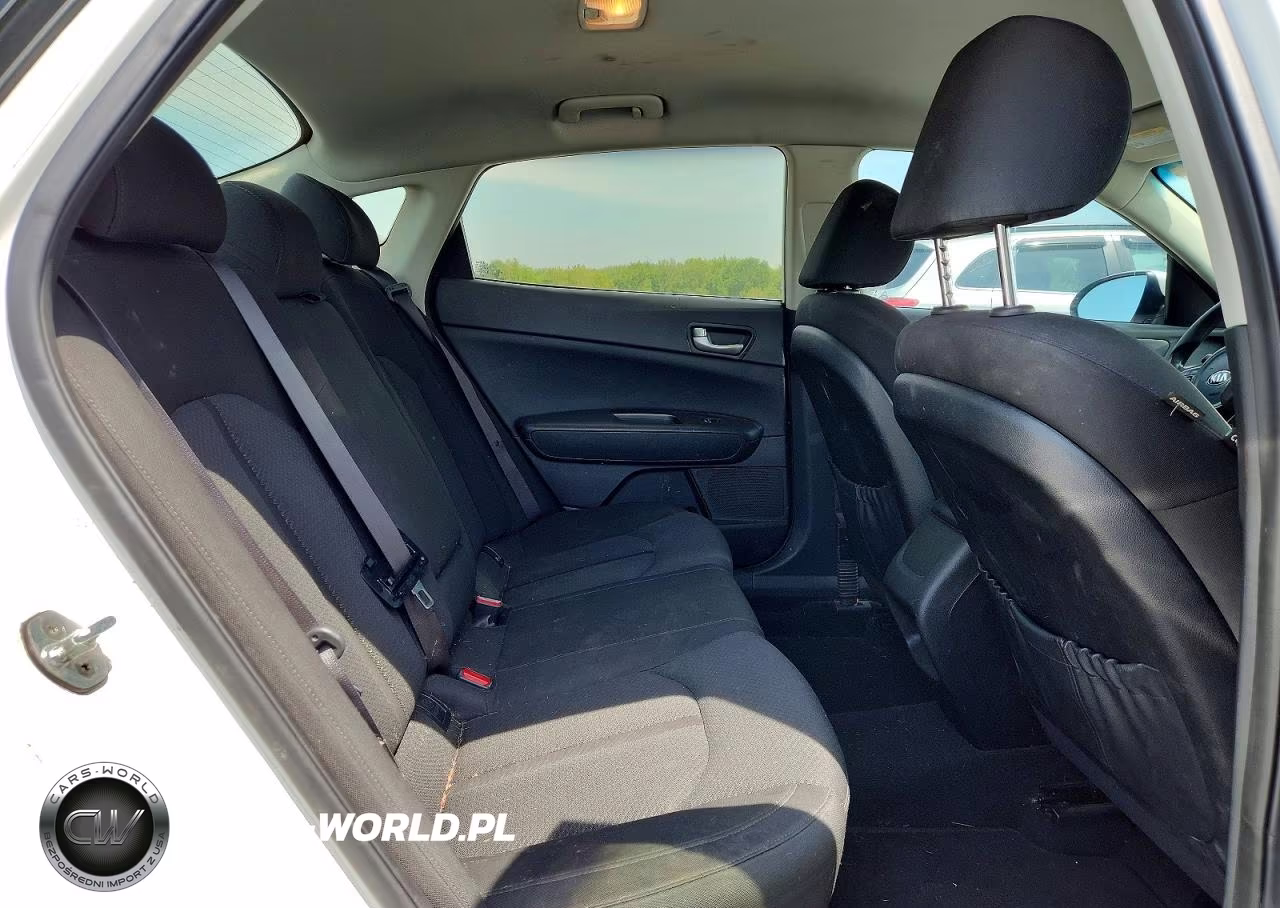2016 Kia Optima Lx VIN:KNAGT4L31G5106924 - 10