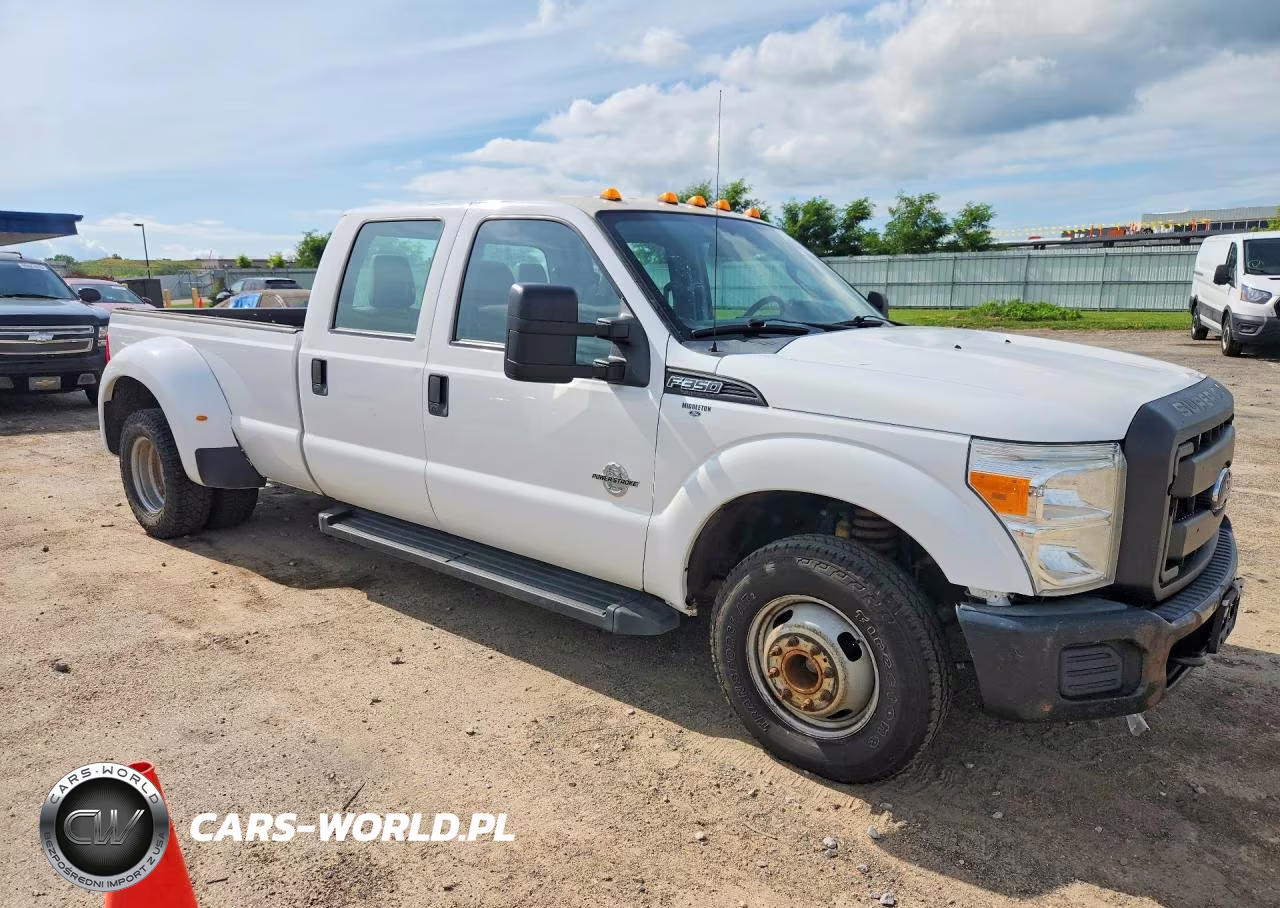 2015 Ford F350 Super Duty VIN:1FT8W3CT0FEC37382 - 4