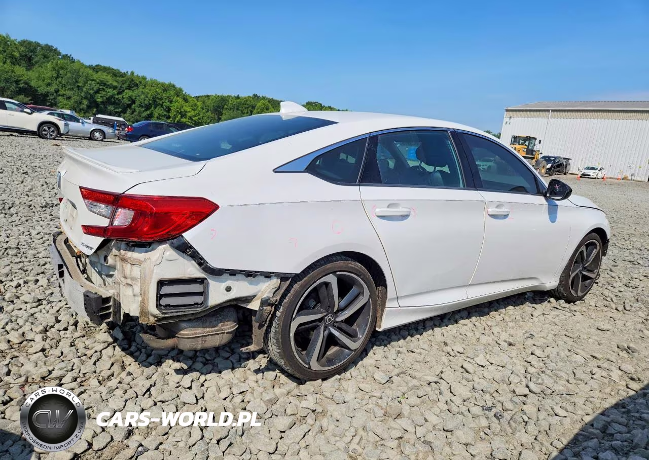 2018 Honda Accord Sport VIN:1HGCV1F36JA009708 - 3