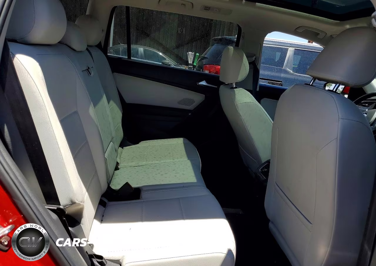2018 Volkswagen Tiguan Se VIN:3VV2B7AX1JM130392 - 10