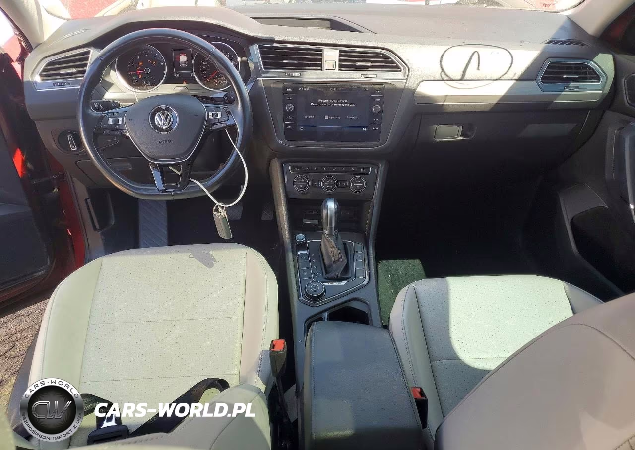 2018 Volkswagen Tiguan Se VIN:3VV2B7AX1JM130392 - 8