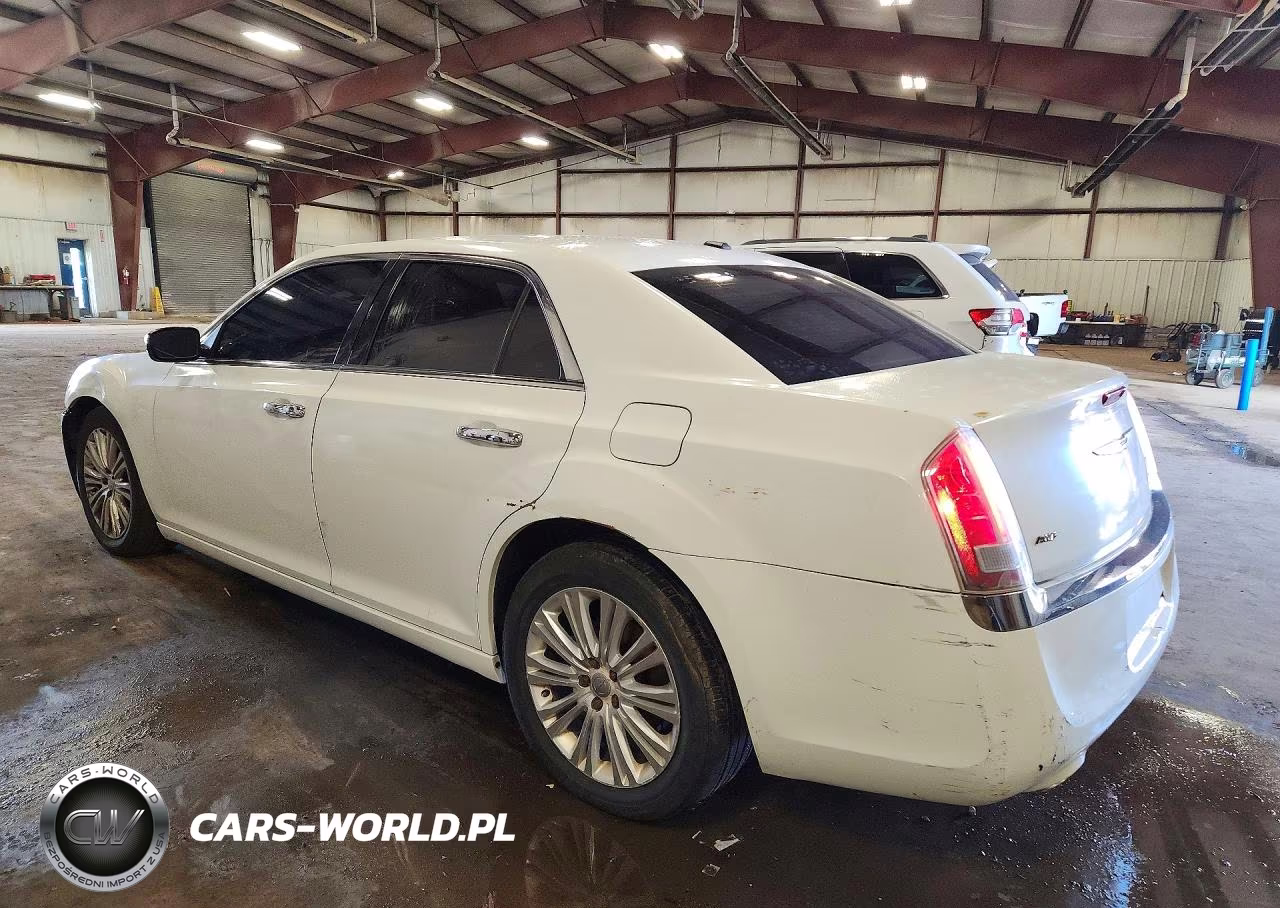 2013 Chrysler 300C VIN:2C3CCAKG8DH611162 - 2