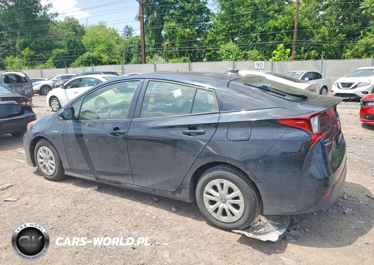2021 Toyota Prius Le VIN:JTDKAMFU2M3147206 - 2
