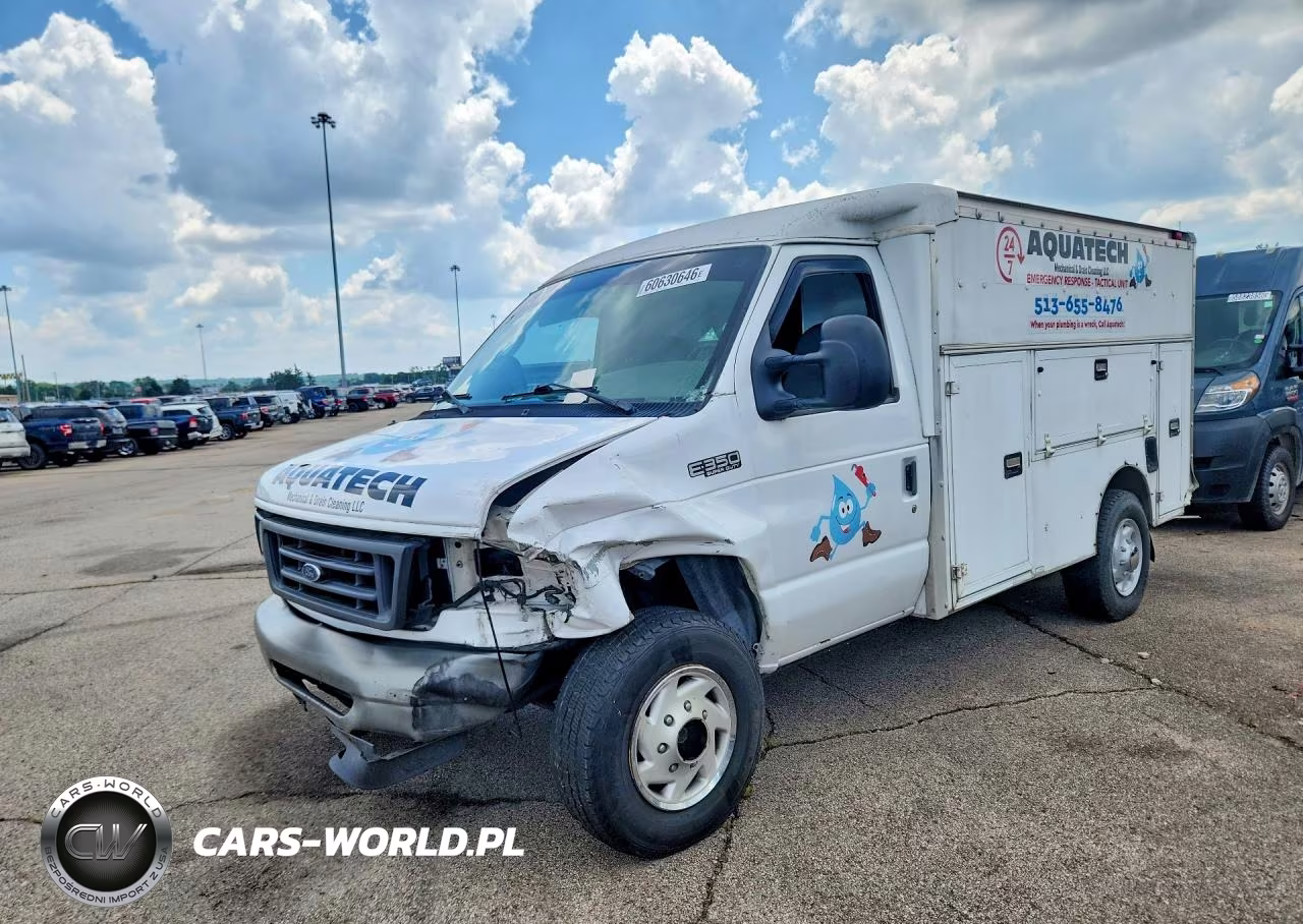 2005 Ford Econoline E350 Super Duty Cutaway Van