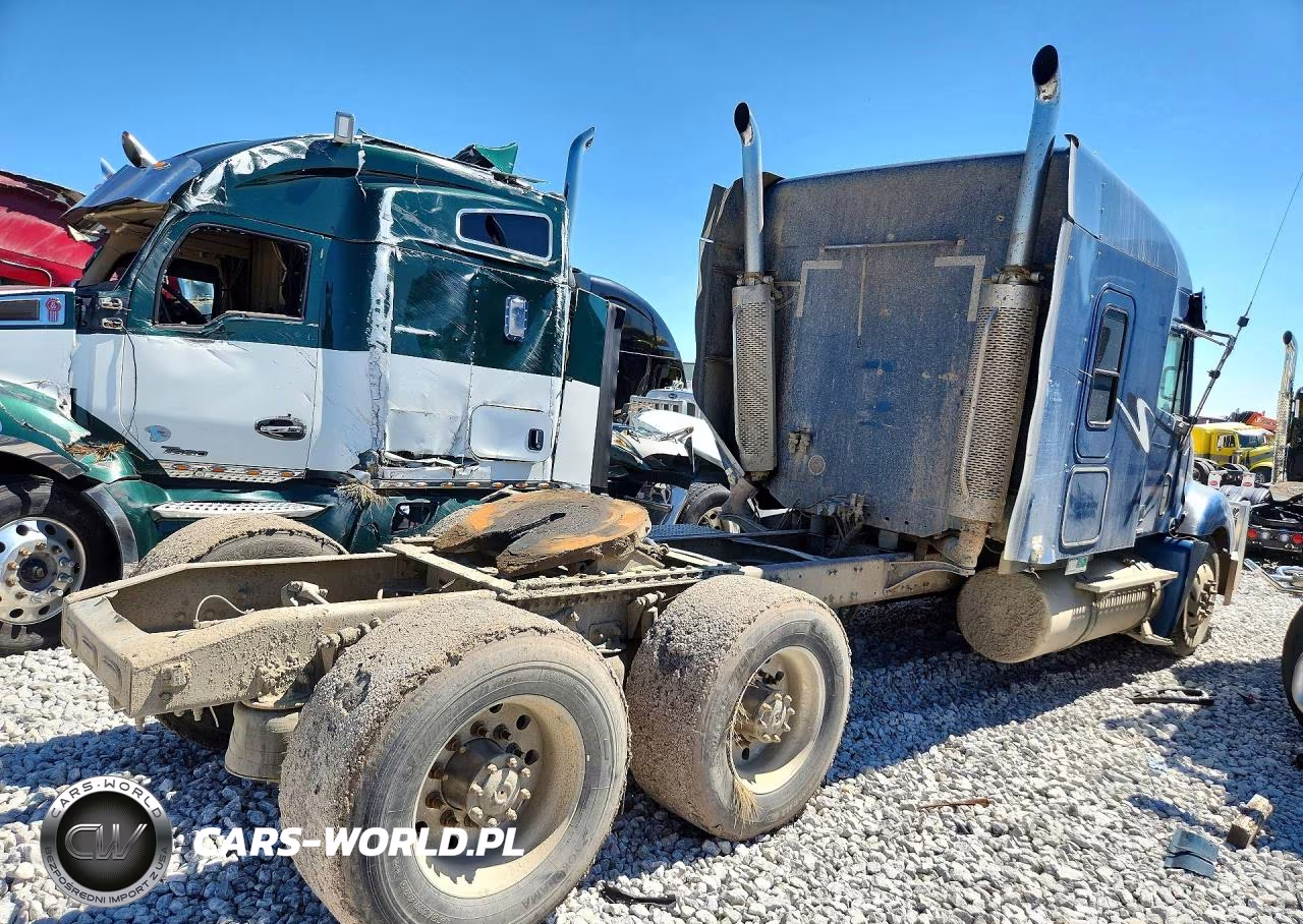 2005 Freightliner Columbia 120 Semi Truck VIN:1FUJA6CK15LU00648 - 3