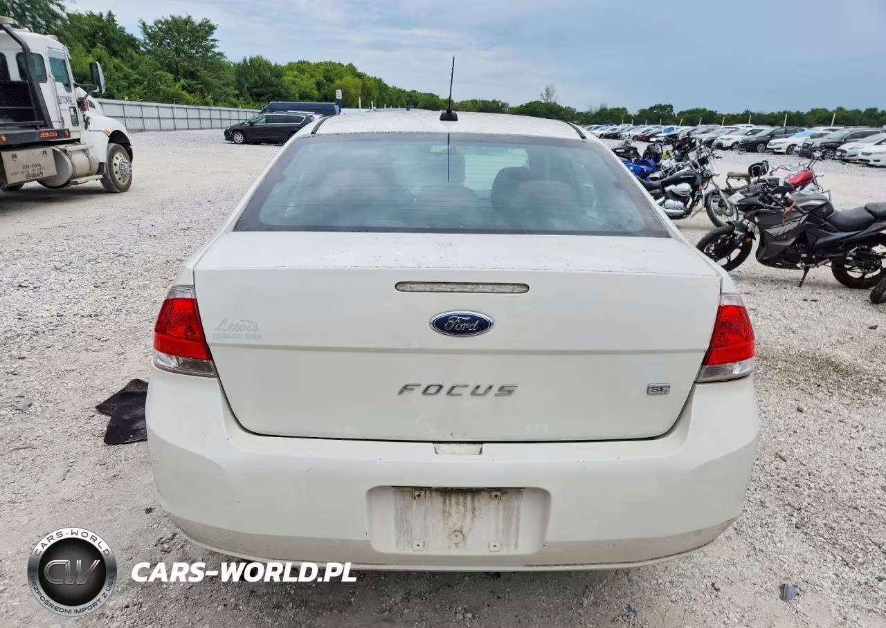 2010 Ford Focus Se VIN:1FAHP3FN1AW214356 - 6