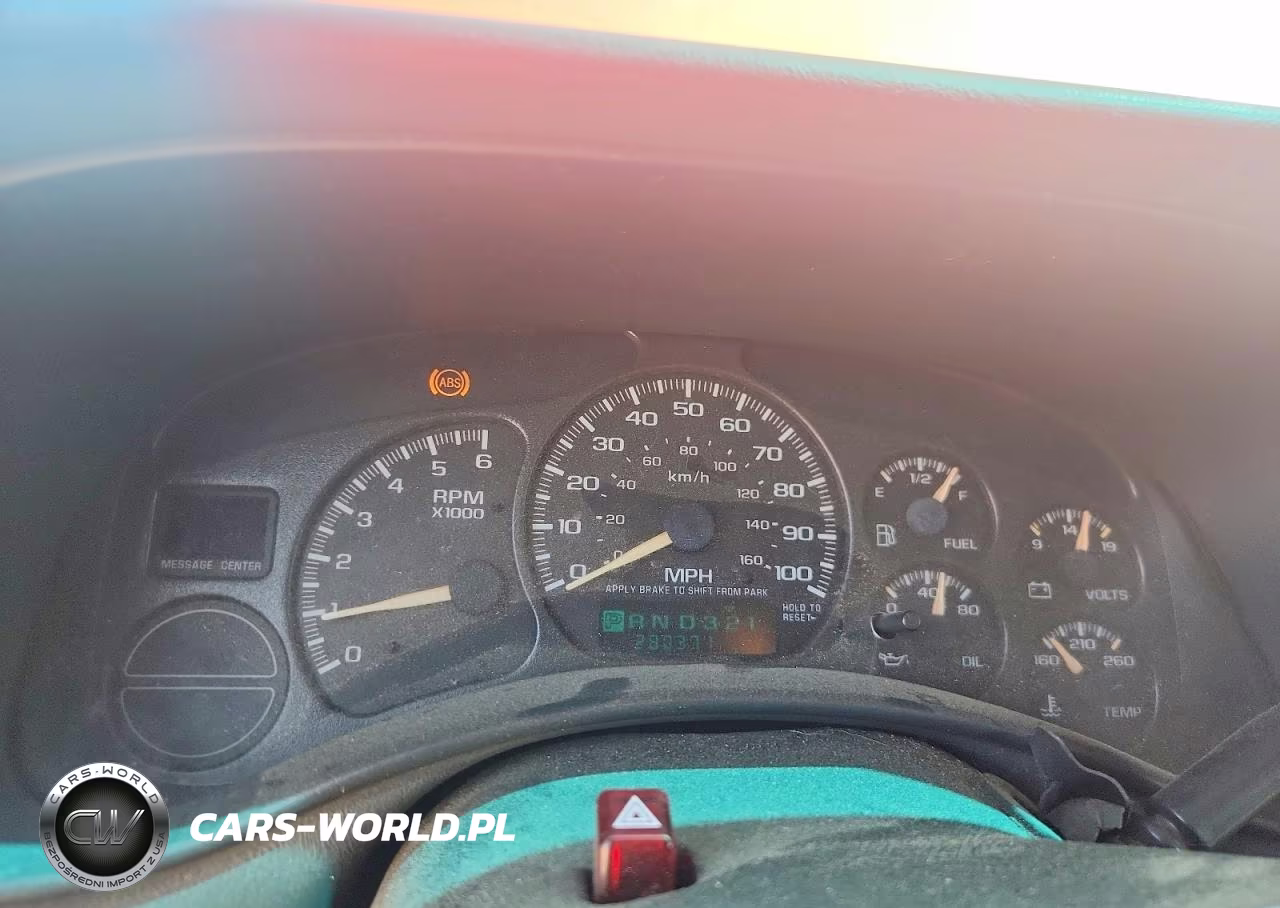 2002 Chevrolet Silverado C1500 VIN:2GCEC19V321267979 - 9