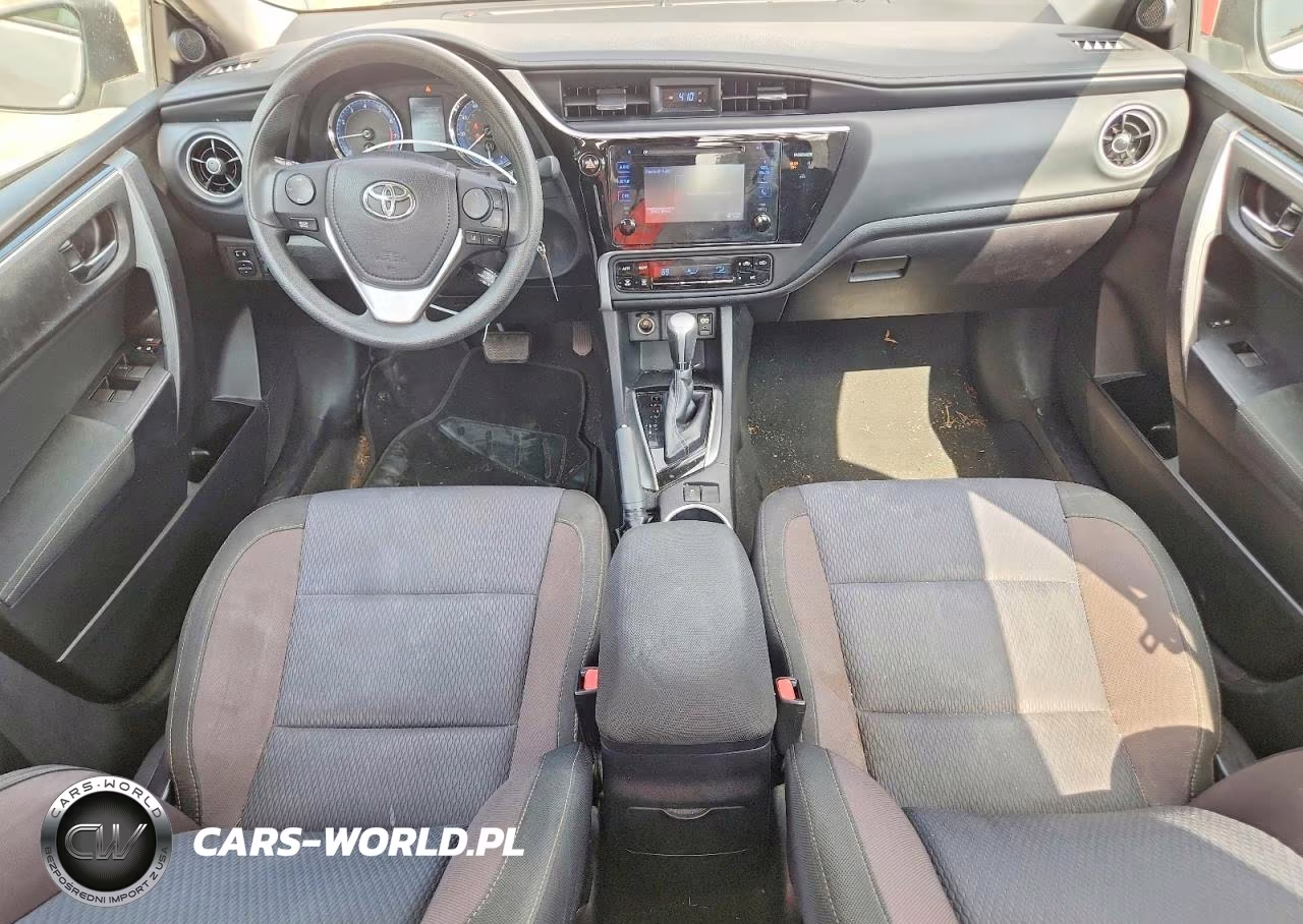 2017 Toyota Corolla Le VIN:2T1BURHE8HC815033 - 8