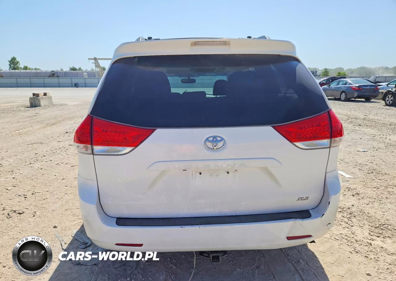 2012 Toyota Sienna Xle 8-Passenger VIN:5TDYK3DC6CS247558 - 6