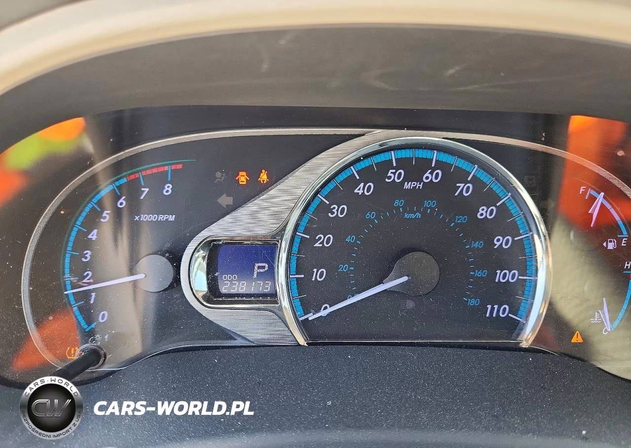 2012 Toyota Sienna Xle 8-Passenger VIN:5TDYK3DC6CS247558 - 9