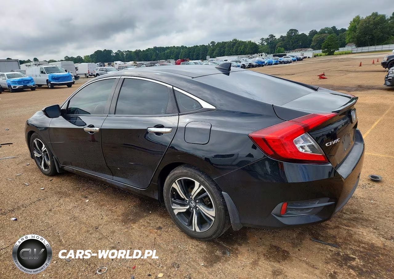 2017 Honda Civic Touring VIN:19XFC1F9XHE000555 - 2