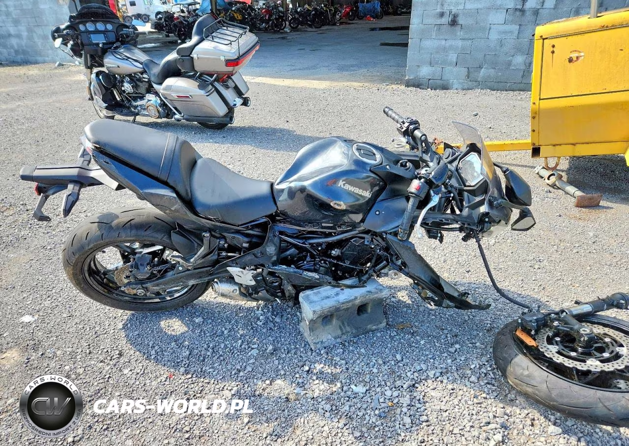2026 Kawasaki Ex650 R