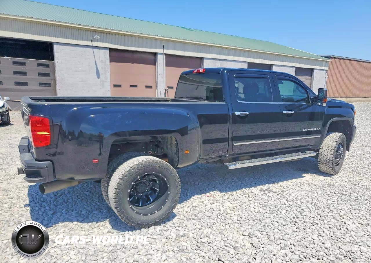 2017 GMC Sierra K3500 Denali VIN:1GT42YEY4HF123740 - 3