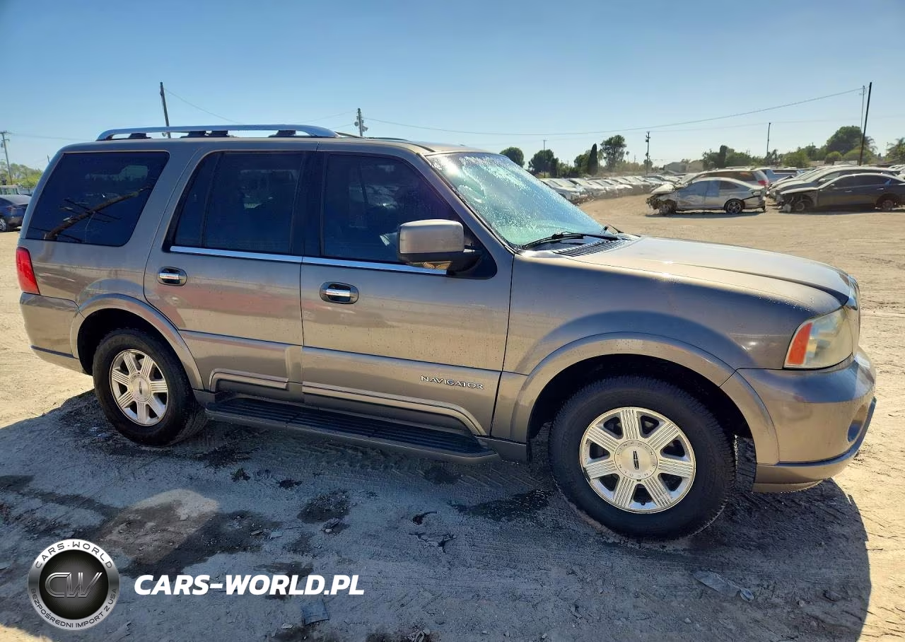 2003 Lincoln Navigator VIN:5LMFU27R53LJ47148 - 4