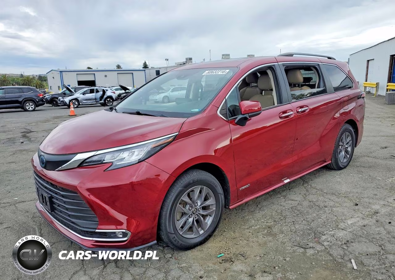 2021 Toyota Sienna Xle