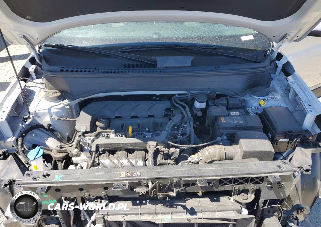 2025 Hyundai Venue Sel VIN:KMHRC8A3XSU382518 - 11