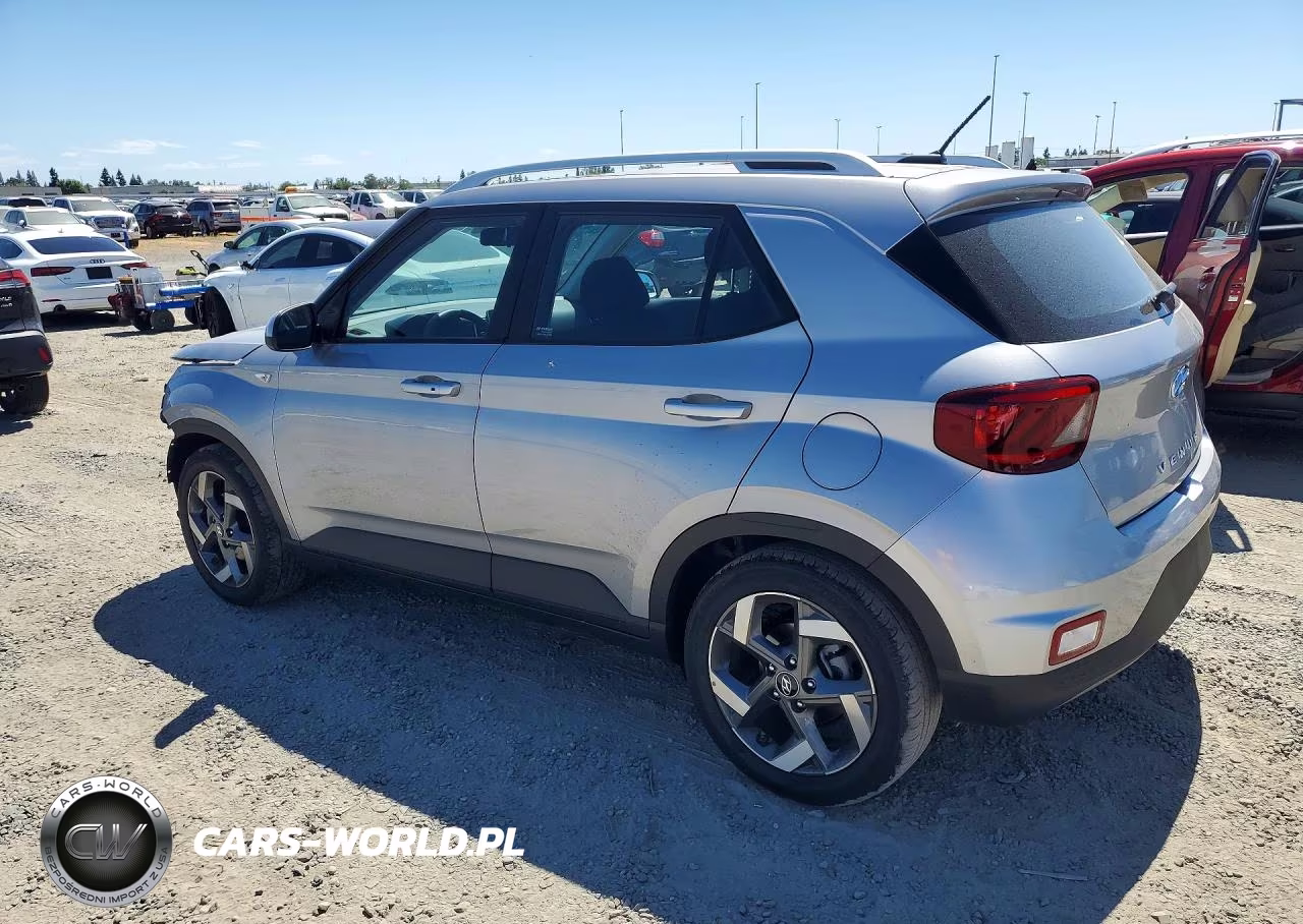 2025 Hyundai Venue Sel VIN:KMHRC8A3XSU382518 - 2