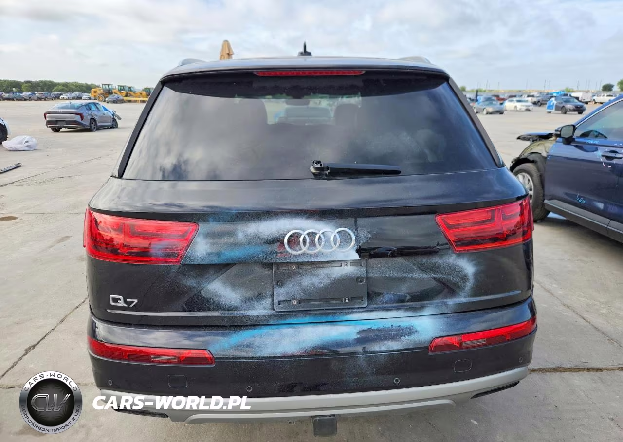 2019 Audi Q7 Premium Plus VIN:WA1LAAF7XKD011758 - 5