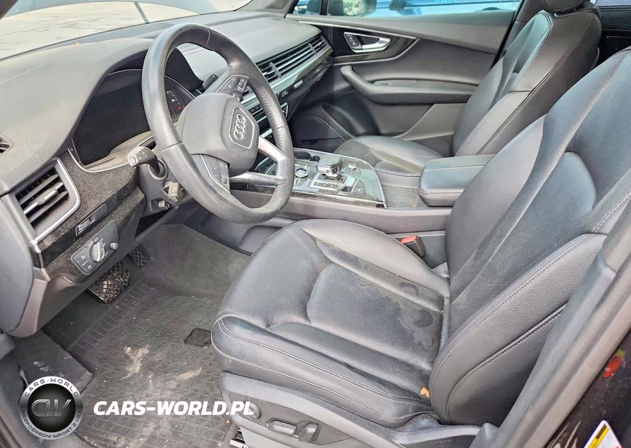 2019 Audi Q7 Premium Plus VIN:WA1LAAF7XKD011758 - 6