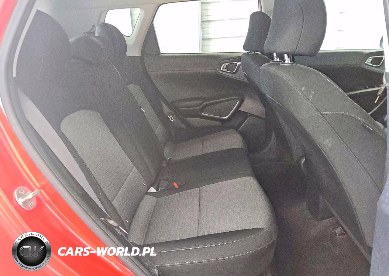 2021 Kia Soul S VIN:KNDJ23AU1M7147491 - 10