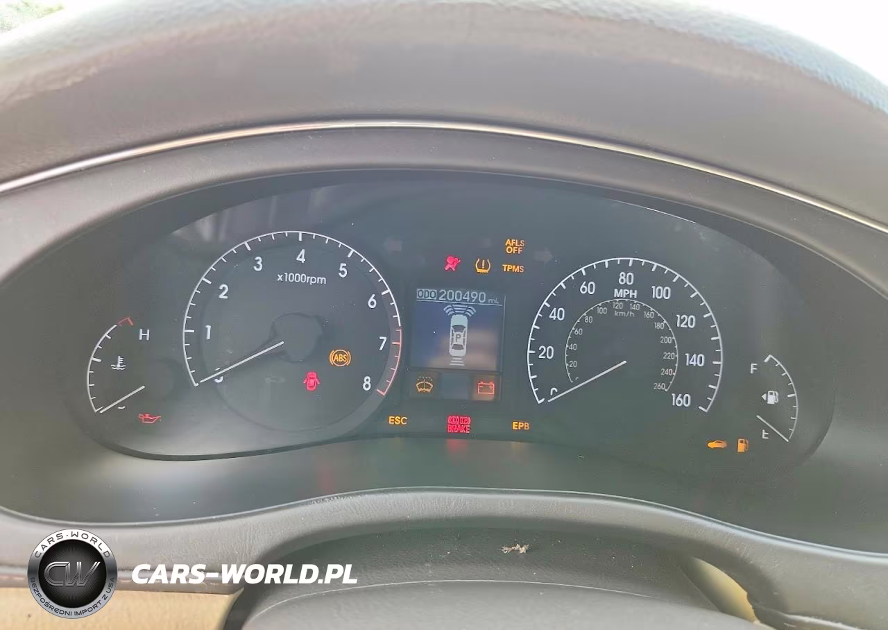 2010 Hyundai Genesis 4.6L VIN:KMHGC4DF1AU111075 - 9
