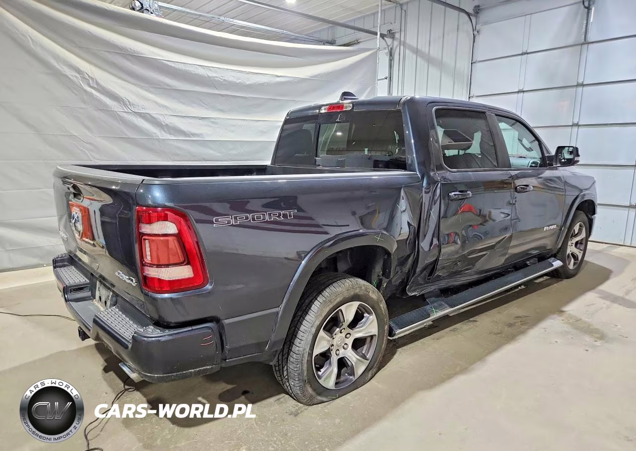 2021 Ram 1500 Laramie VIN:1C6SRFJT8MN800989 - 3