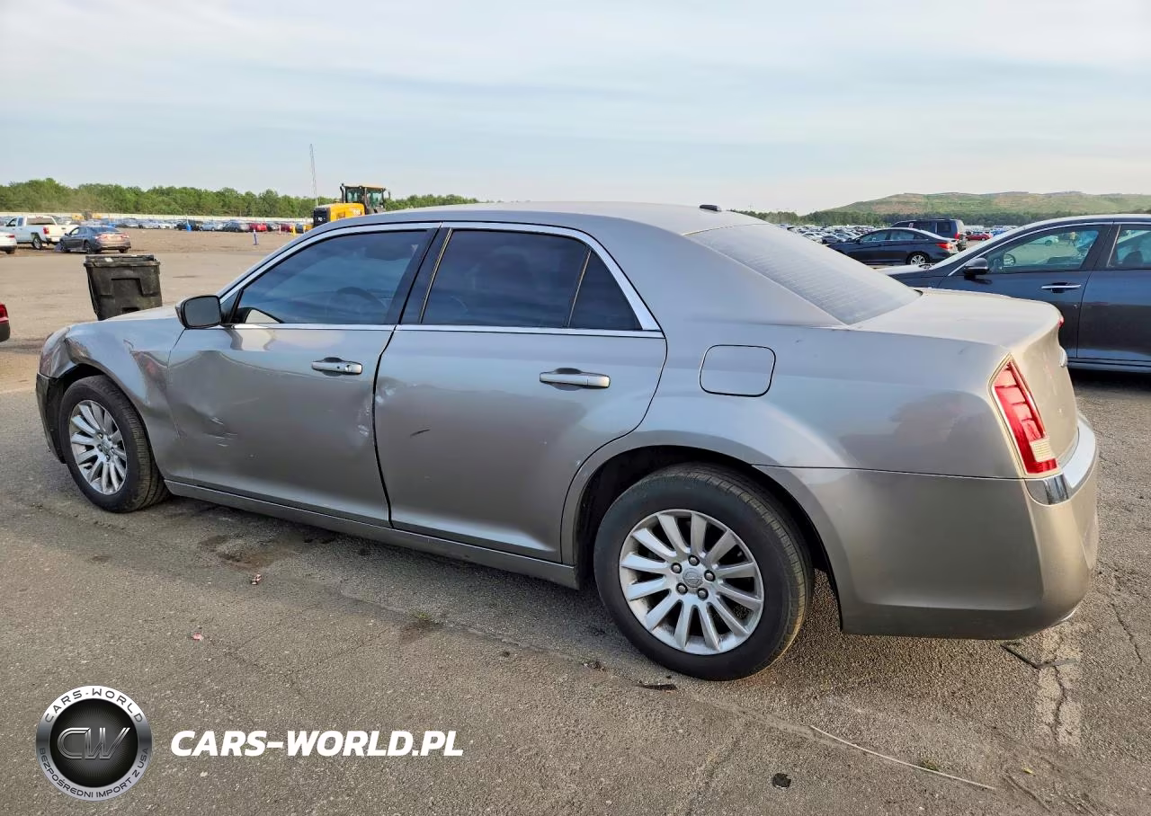 2014 Chrysler 300 VIN:2C3CCAAG4EH269423 - 2