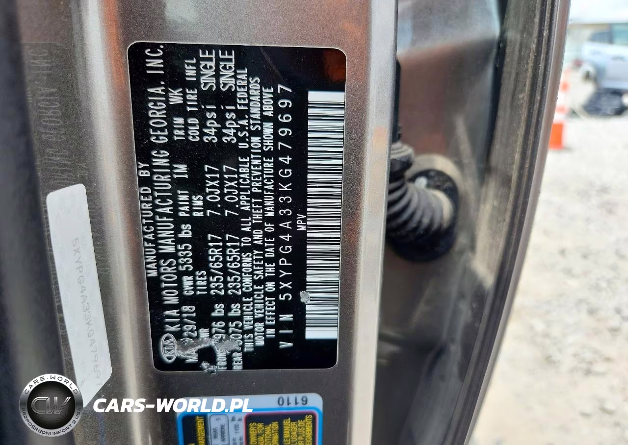 2019 Kia Sorento L VIN:5XYPG4A33KG479697 - 13