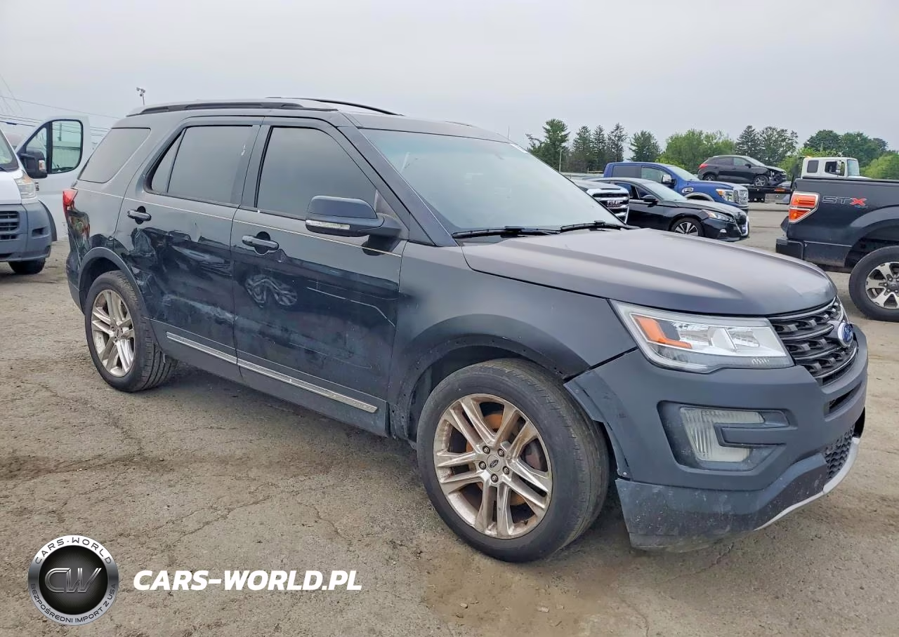 2016 Ford Explorer Xlt VIN:1FM5K8D81GGB30574 - 4