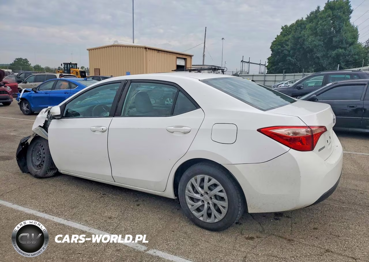 2017 Toyota Corolla Le VIN:2T1BURHE7HC801589 - 2