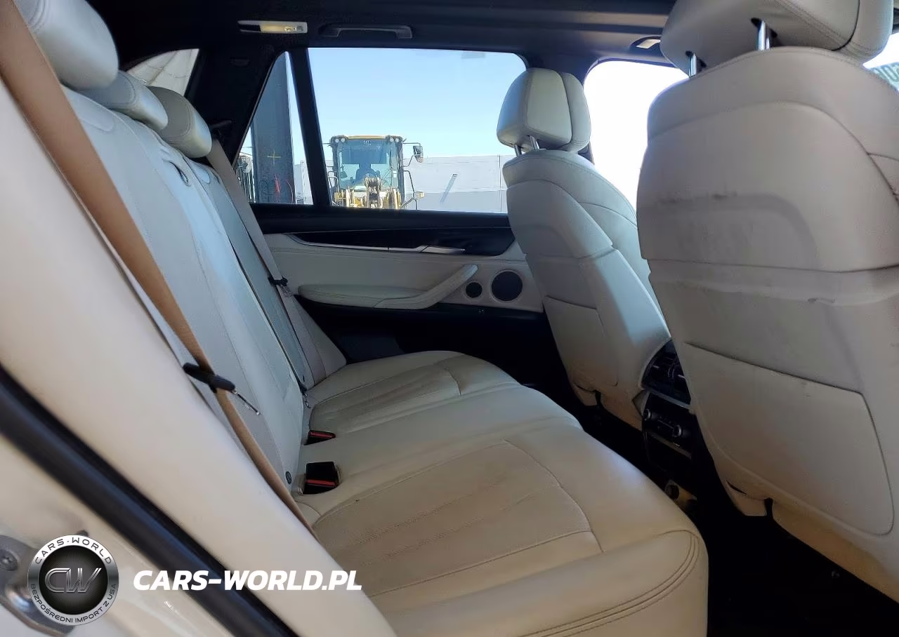 2018 BMW X5 Xdr40E VIN:5UXKT0C52J0V99524 - 10