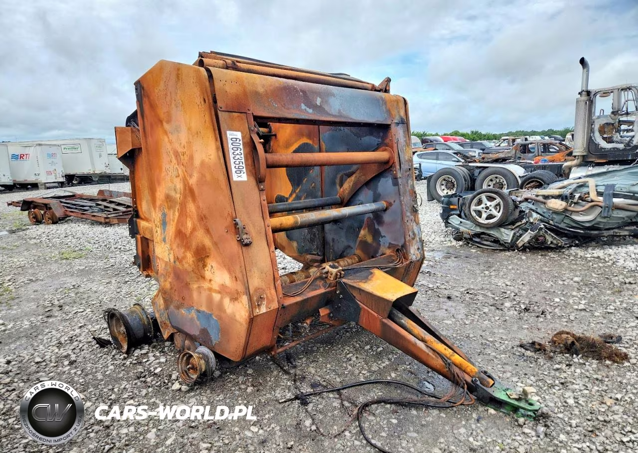 2002 Round Baler
