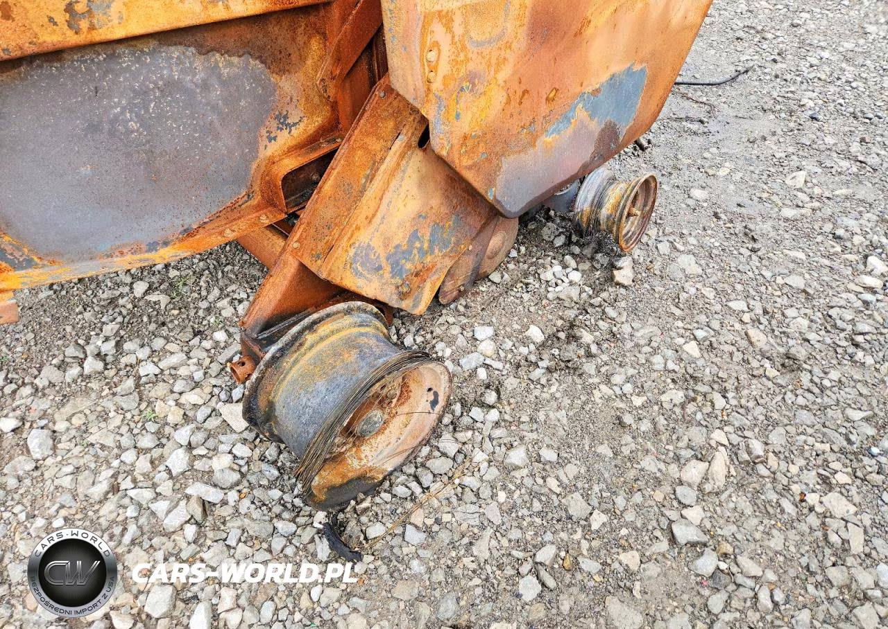 2002 Round Baler VIN:E00557X184214 - 9