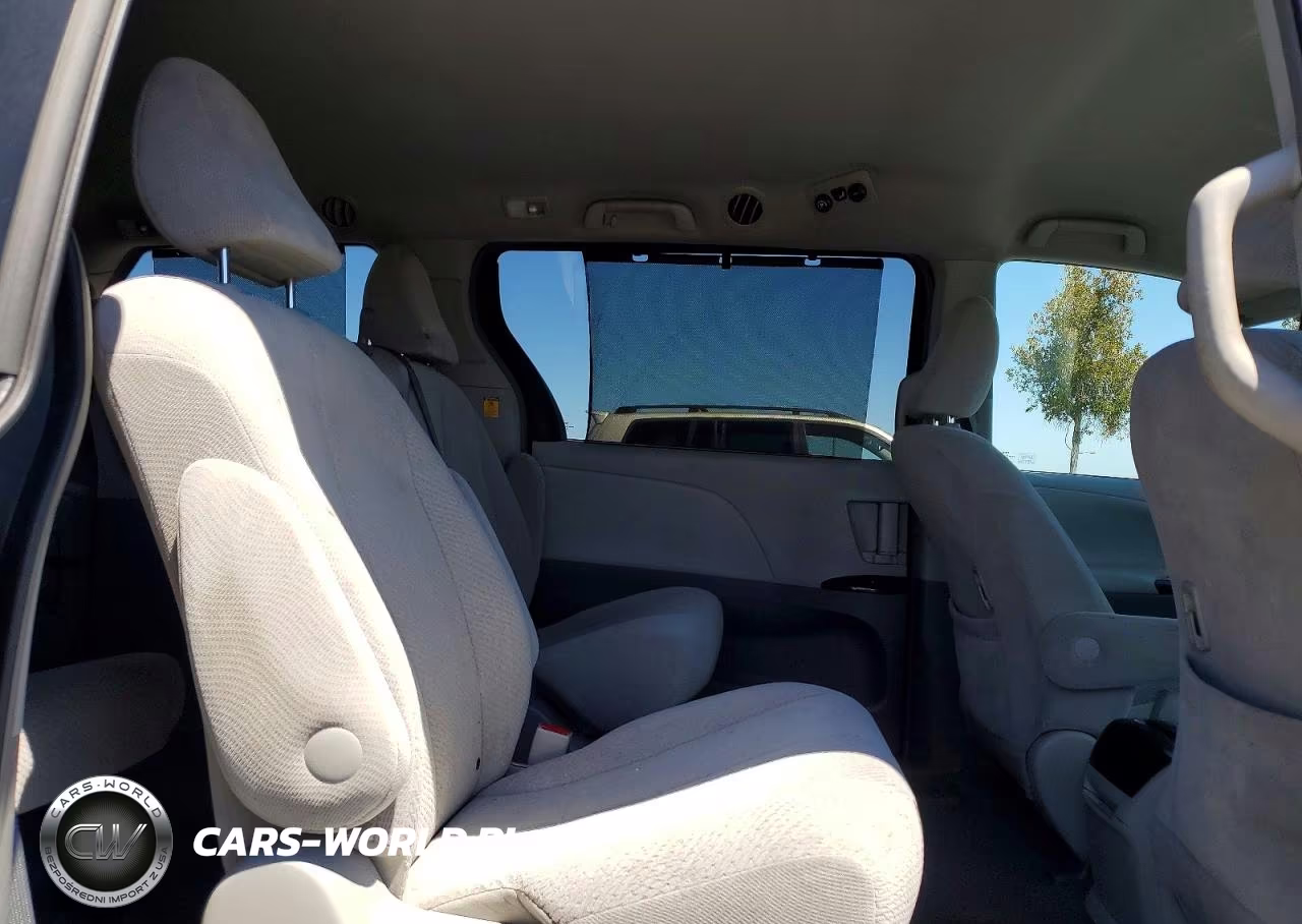 2012 Toyota Sienna Le VIN:5TDKK3DC4CS261108 - 10