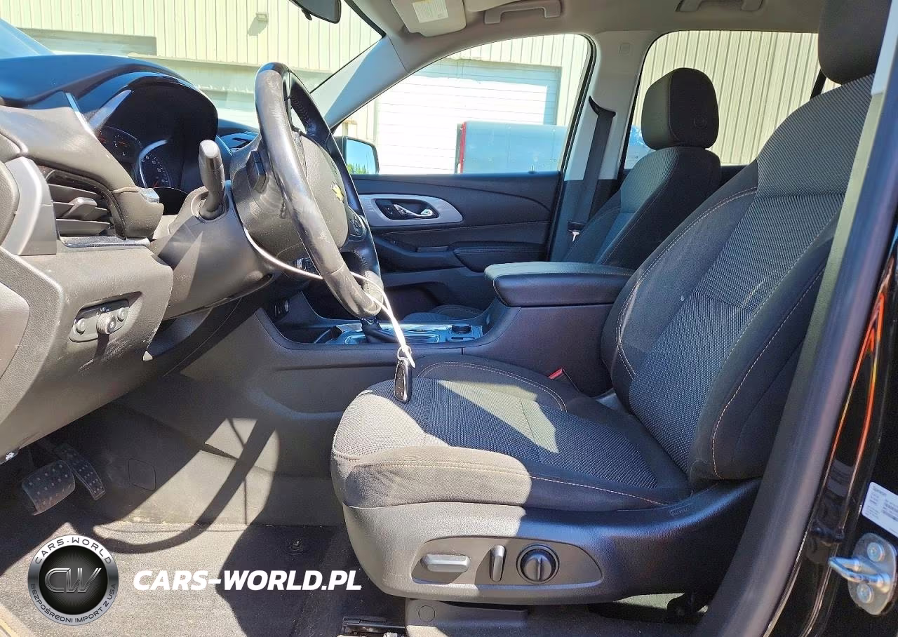 2018 Chevrolet Traverse Lt VIN:1GNEVGKW7JJ143600 - 7