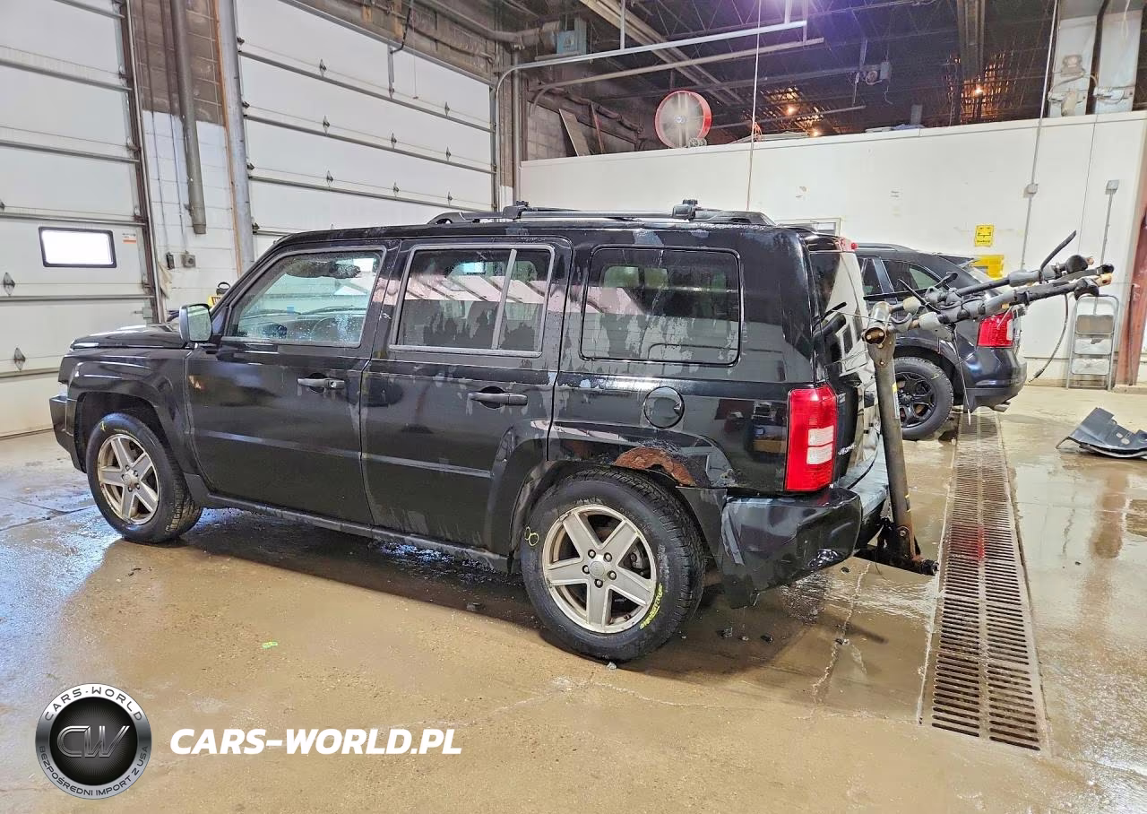 2007 Jeep Patriot Sport VIN:1J8FF28WX7D396267 - 2