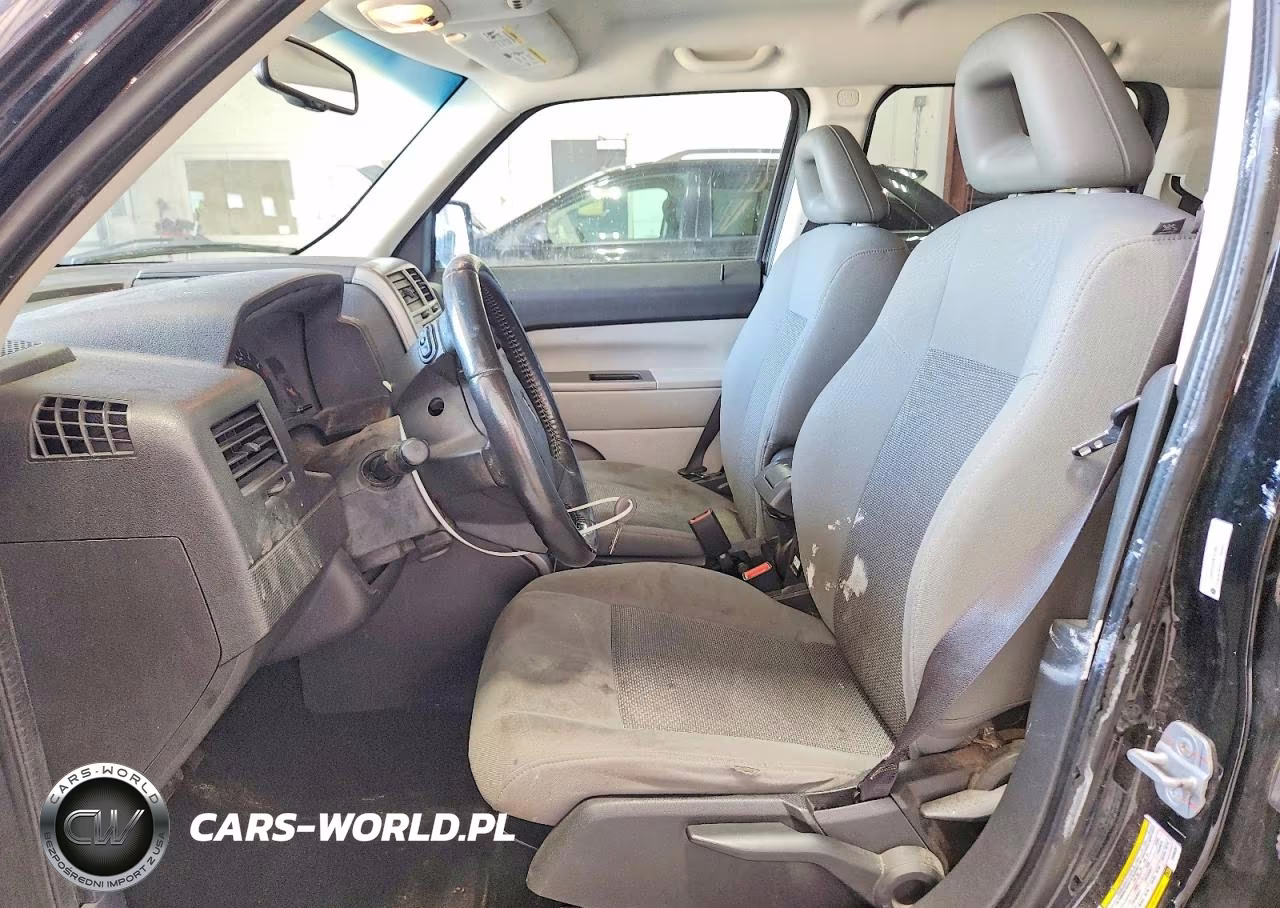2007 Jeep Patriot Sport VIN:1J8FF28WX7D396267 - 7