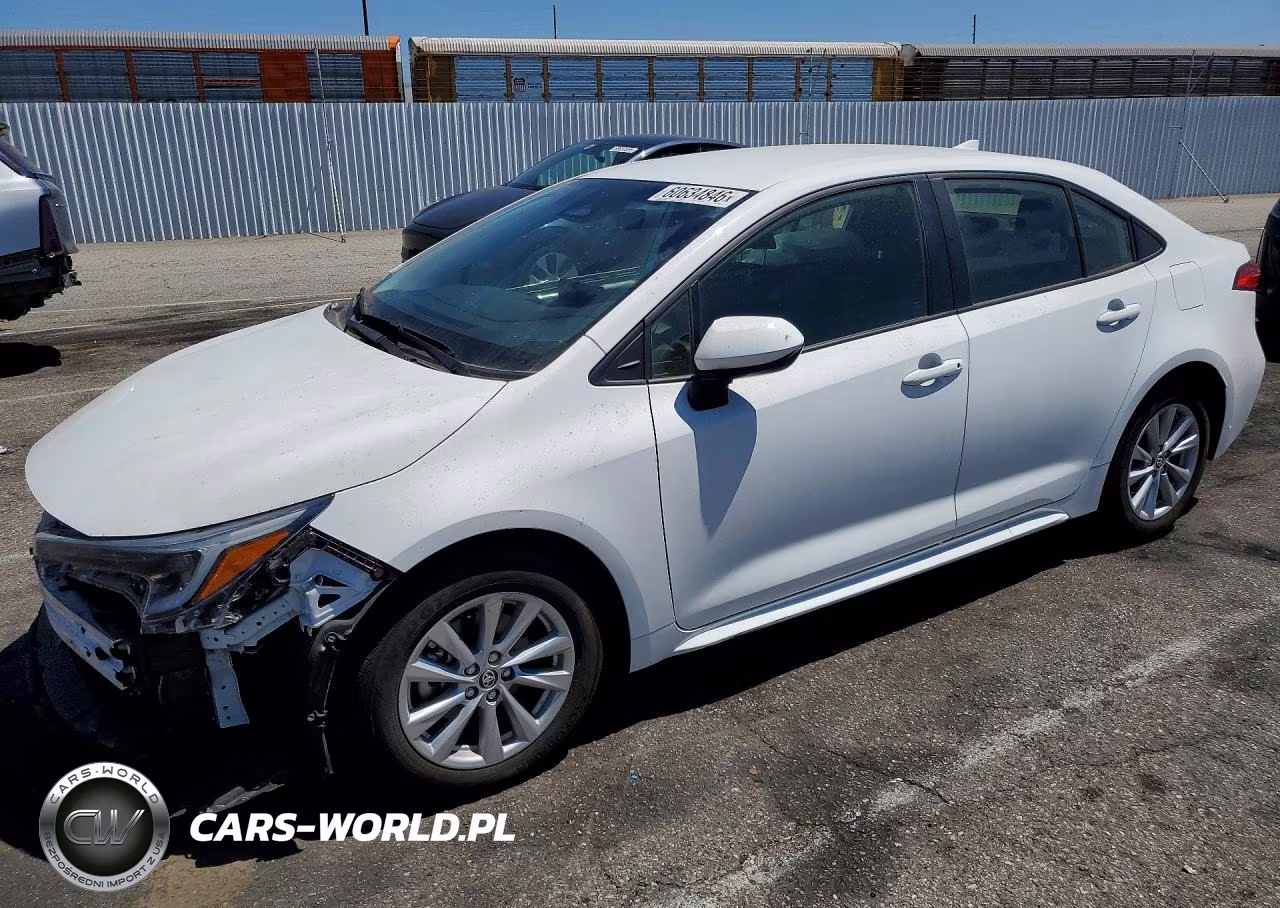 2025 Toyota Corolla Hybrid Le – zdjęcie 1 z 13
