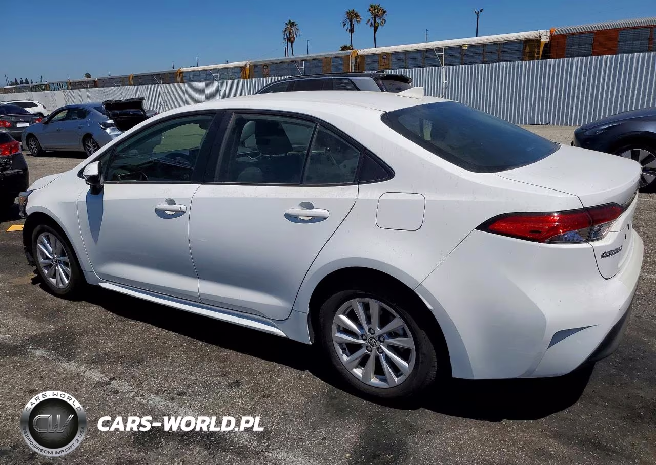 2025 Toyota Corolla Hybrid Le VIN:JTDBCMFE2S3080073 - 2