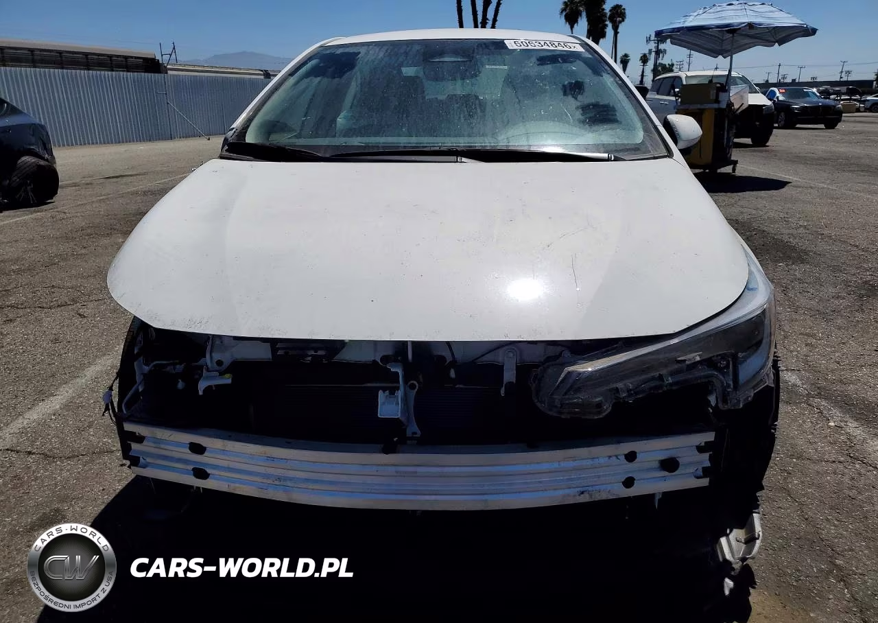 2025 Toyota Corolla Hybrid Le VIN:JTDBCMFE2S3080073 - 5