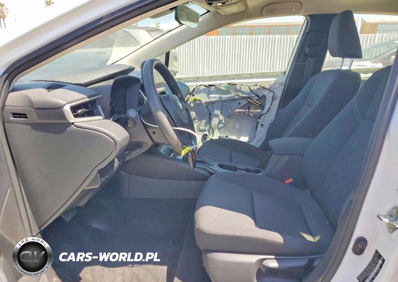 2025 Toyota Corolla Hybrid Le VIN:JTDBCMFE2S3080073 - 7