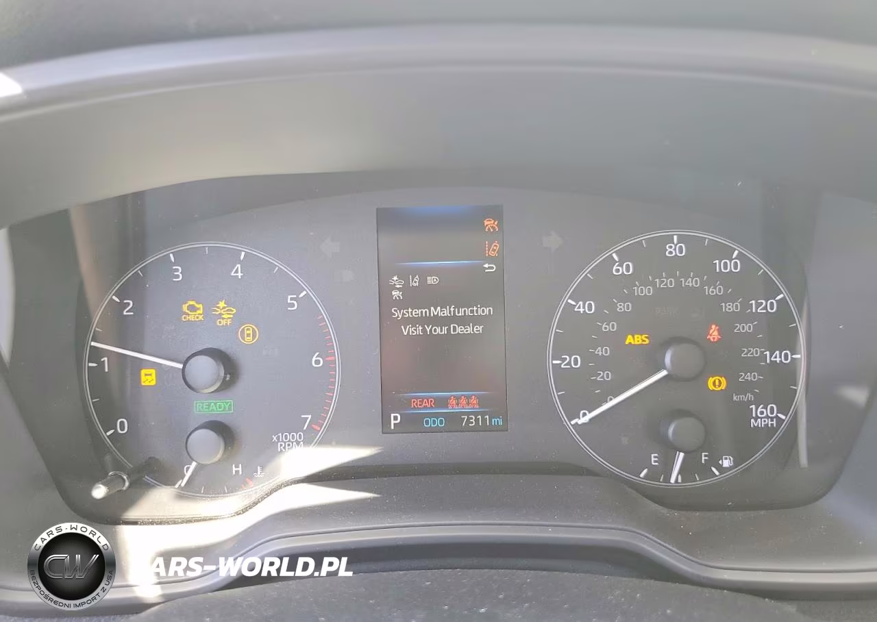 2025 Toyota Corolla Hybrid Le VIN:JTDBCMFE2S3080073 - 9