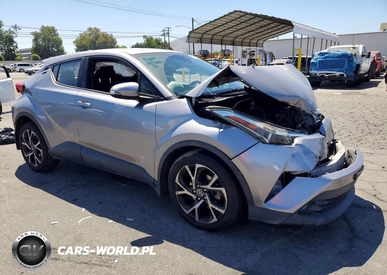 2018 Toyota C-Hr Xle Premium VIN:NMTKHMBX8JR021596 - 4