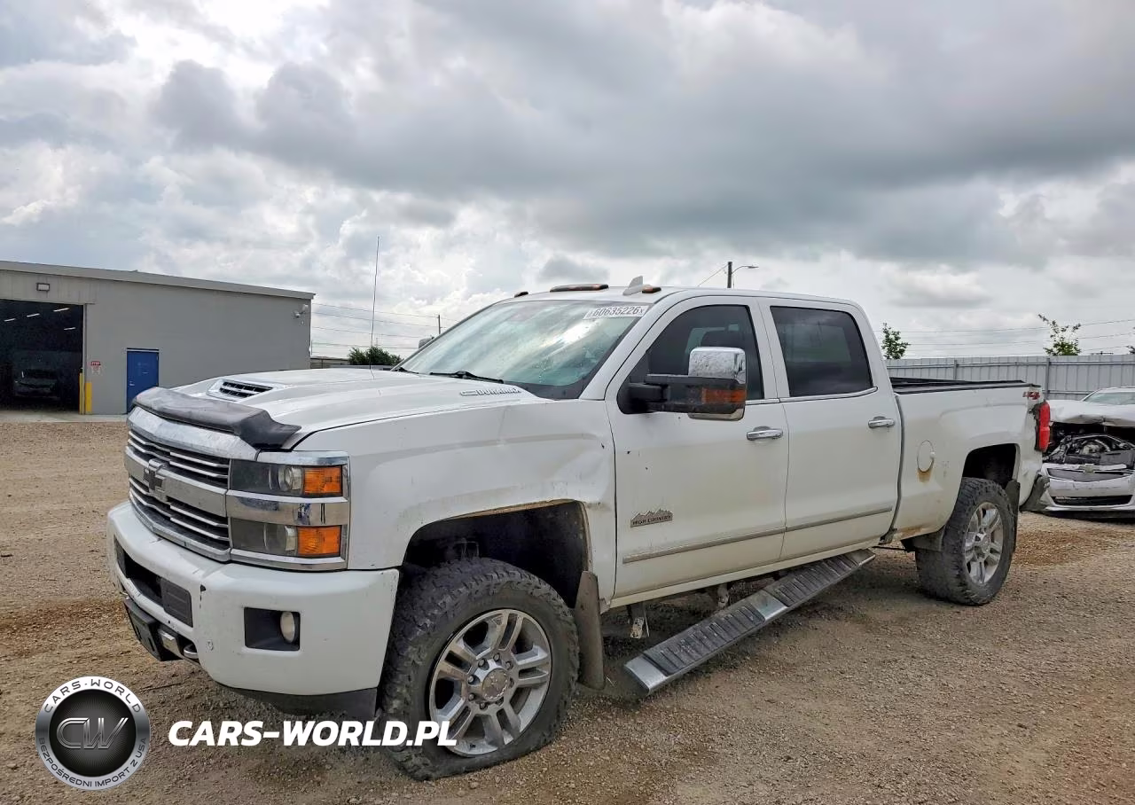 2017 Chevrolet Silverado K2500 High Country – zdjęcie 1 z 13